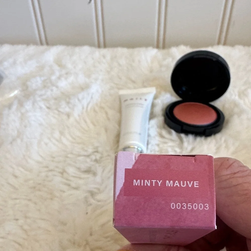 Mally Beauty Stay Chill High Shine Cooling Lip Gloss & Cream Blush – Rose Pink